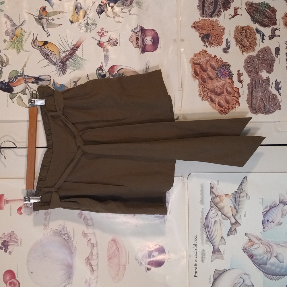 A New Day Flowy Shorts With Tie Belt Brown women's L